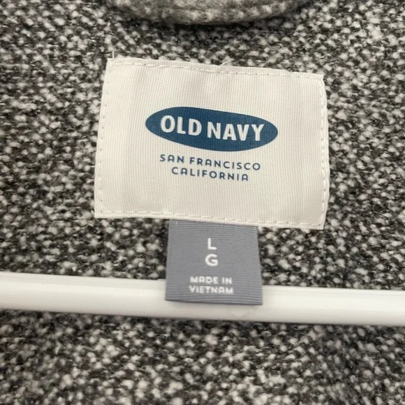 Old navy Cozy Coat - Picture 3 of 3